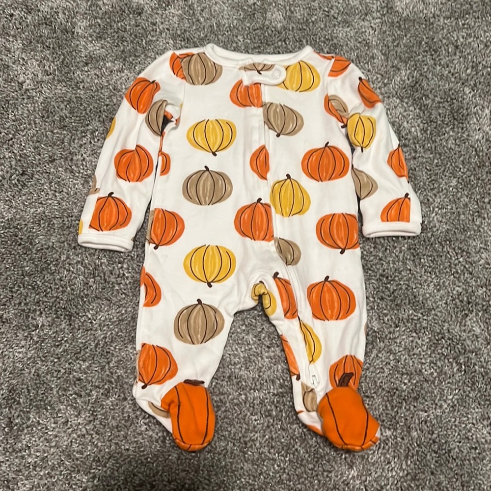 Fall onesie (newborn)